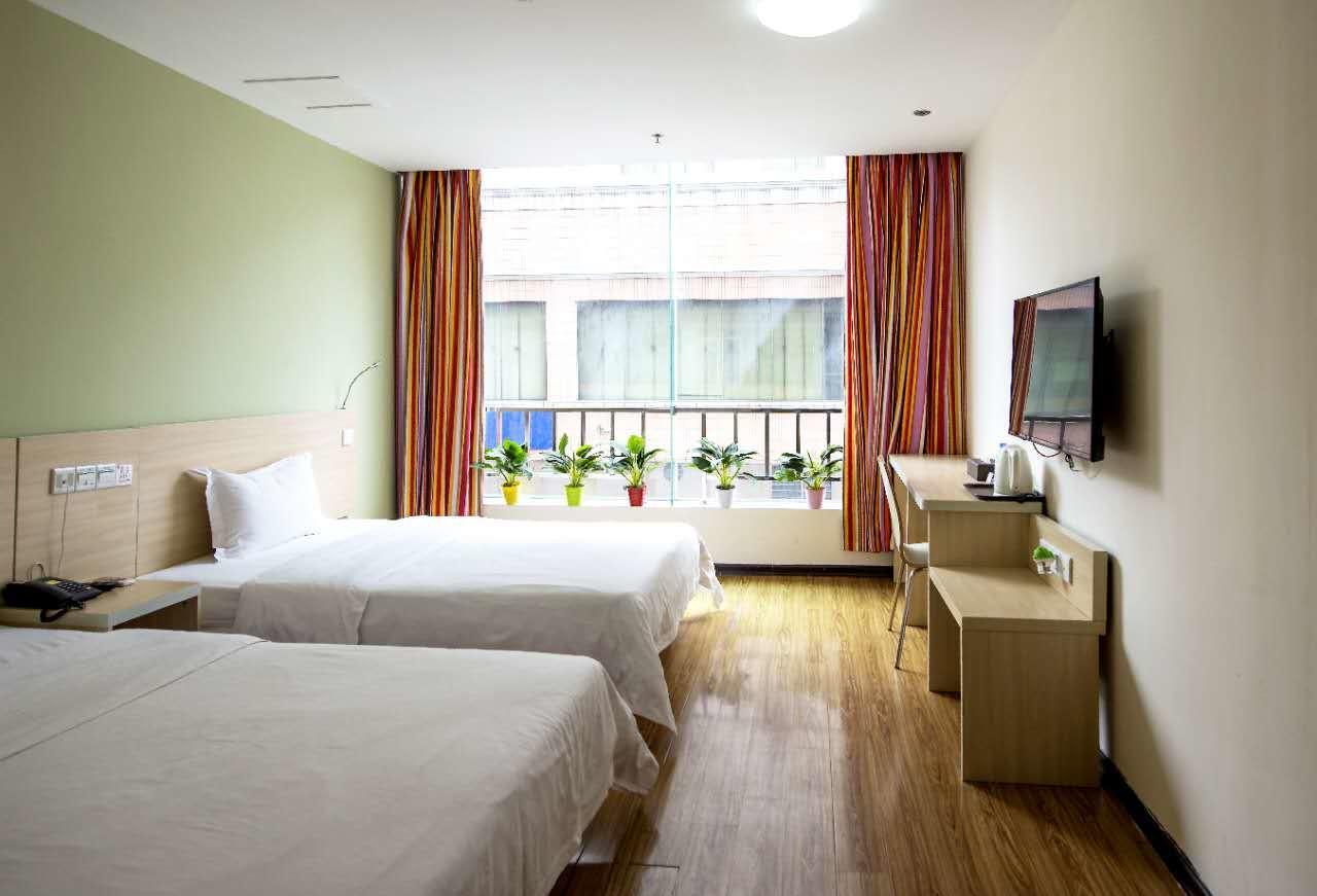 E+ Hotel Guangzhou Baixin Branch Exterior foto
